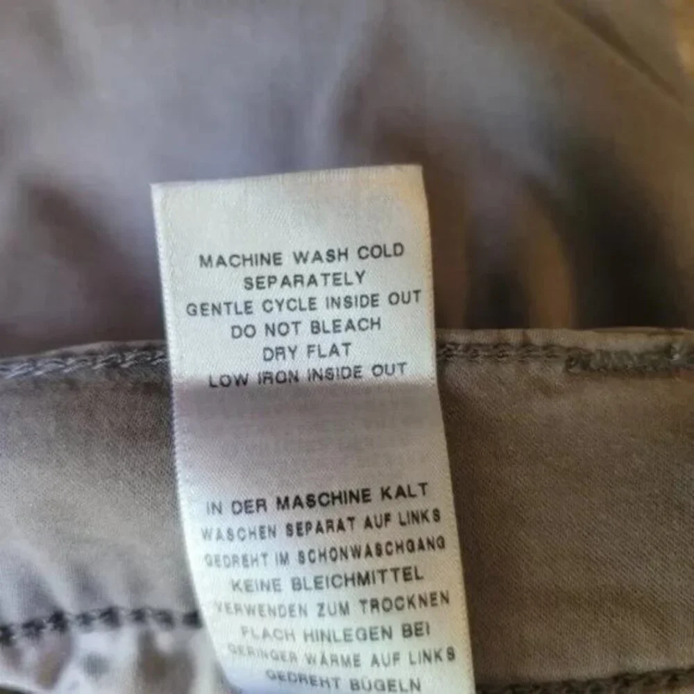 True Religion Rocco Relaxed Skinny Jeans Size 40